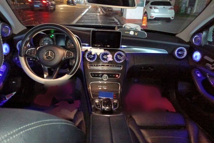Used Mercedes-Benz C-Class 2016 C 200 L Center Console