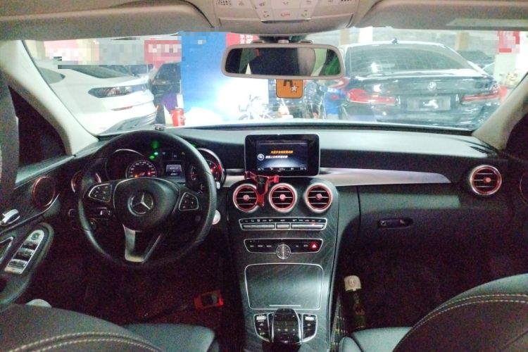Used Mercedes-Benz C-Class 2016 C 180 Estate Center Console