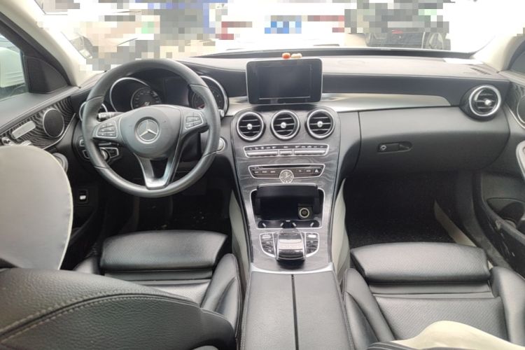 Used Mercedes-Benz C-Class 2016 C 200 L Sport Edition Center Console