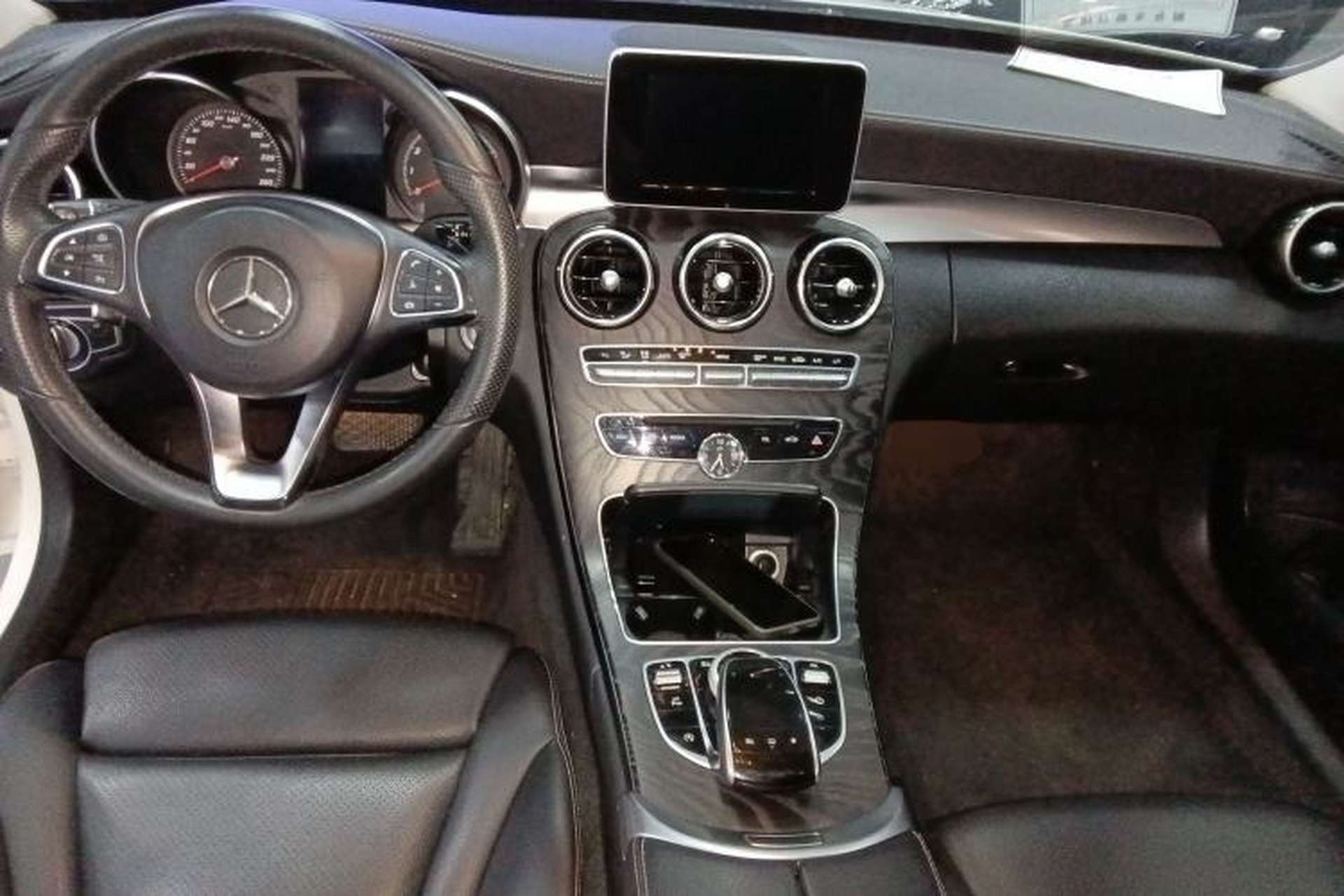 Used Mercedes-Benz C-Class 2016 C 180 L Sport Edition Center Console