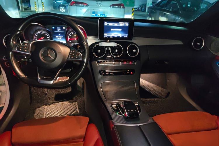 Used Mercedes-Benz C-Class 2016 C 200 Sport Edition Center Console
