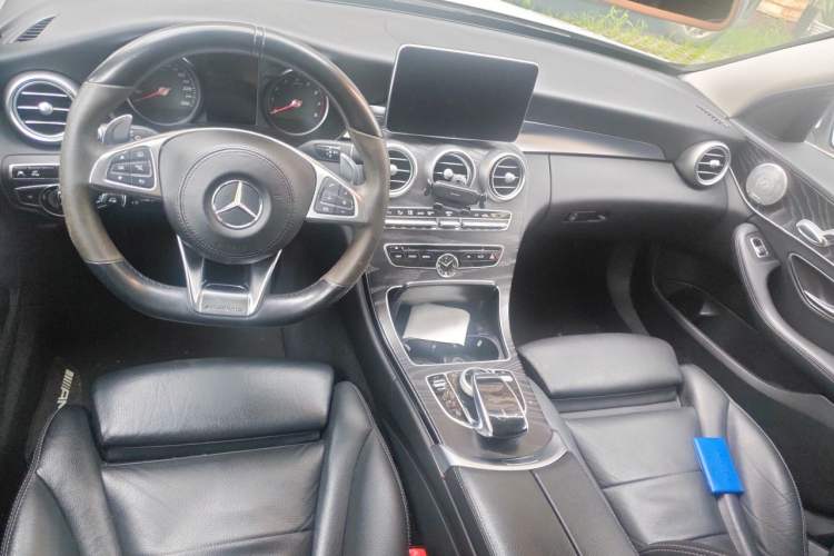 Used Mercedes-Benz C-Class 2016 C 300 station wagon Center Console