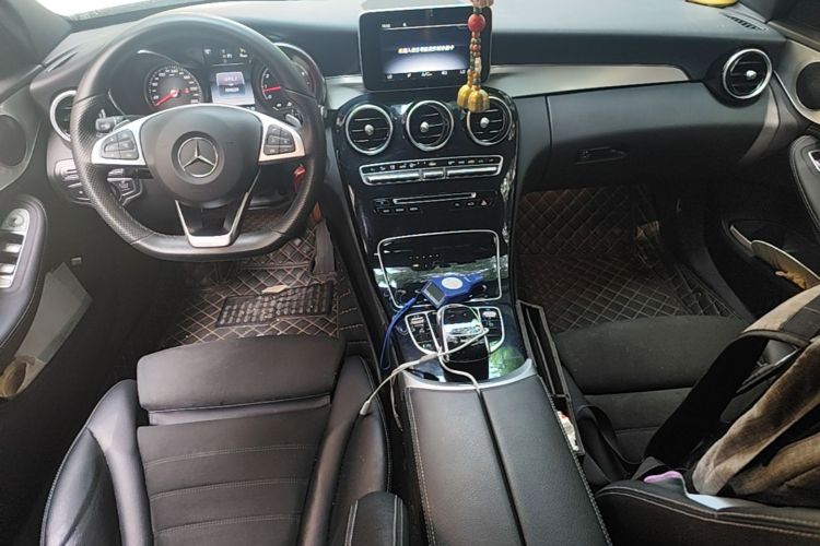 Used Mercedes-Benz C-Class 2016 C 200 Sport Edition Center Console