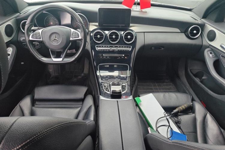 Used Mercedes-Benz C-Class 2016 C 200 Sport Edition Center Console