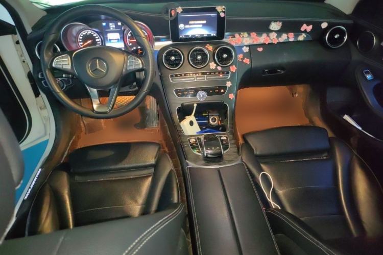 Used Mercedes-Benz C-Class 2016 C 200 L Sport Edition Center Console