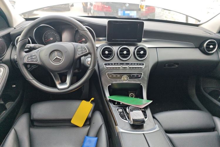 Used Mercedes-Benz C-Class 2016 C 200 L Sport Edition Center Console