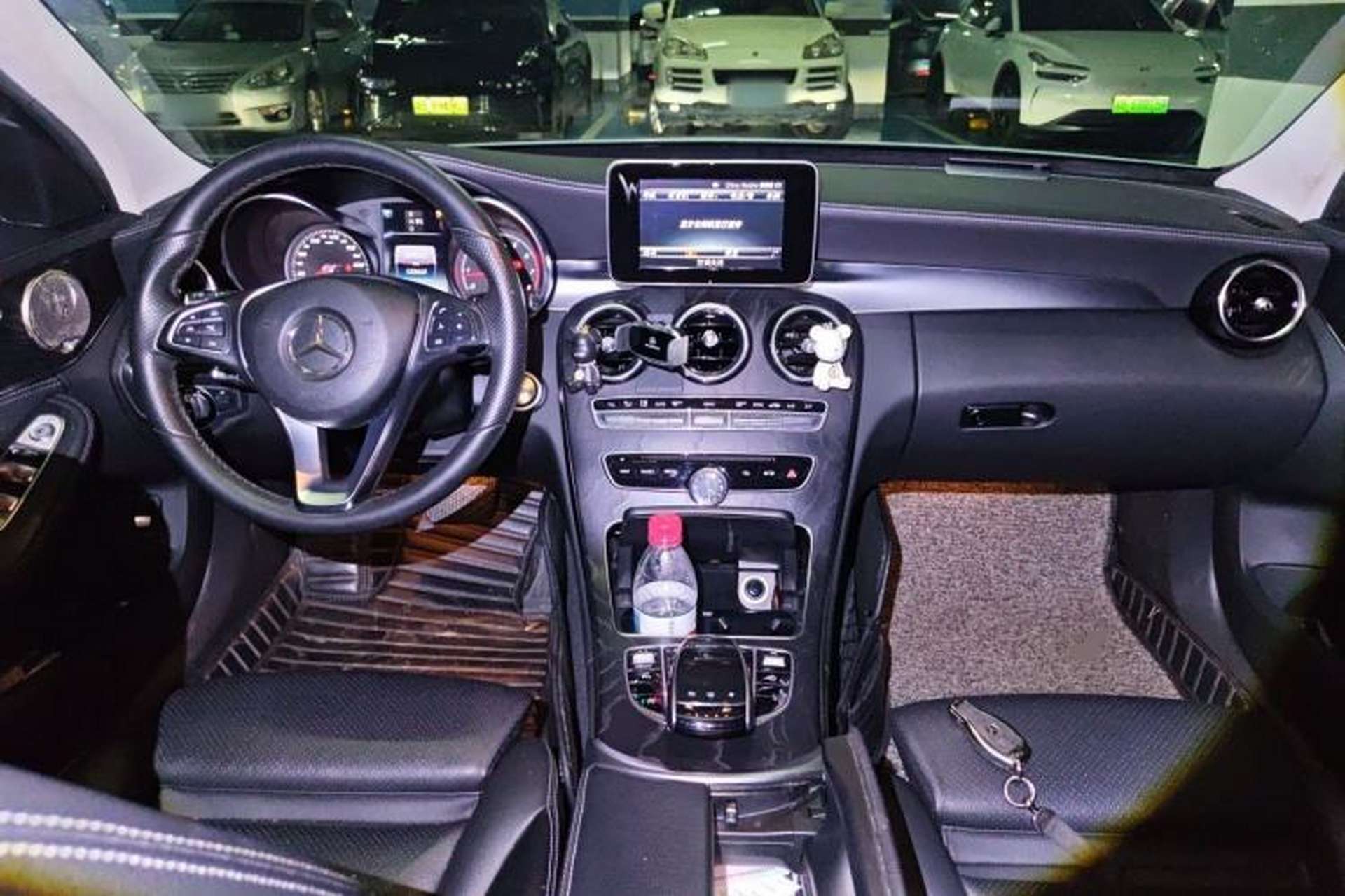 Used Mercedes-Benz C-Class 2016 C 200 L Sport Edition Center Console