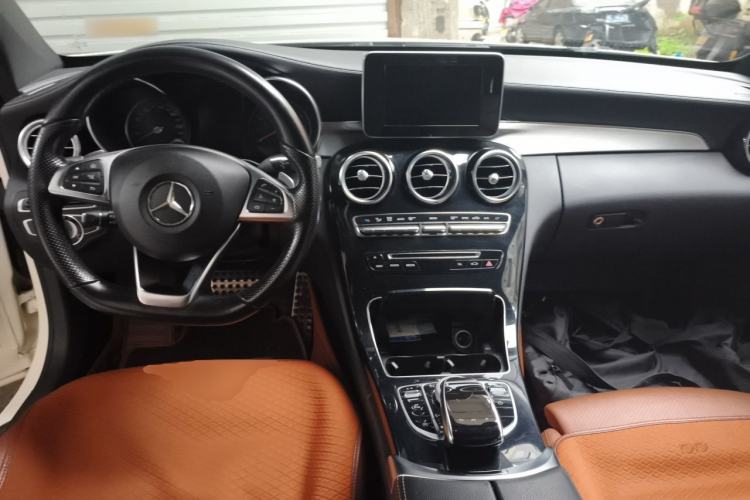 Used Mercedes-Benz C-Class 2016 C 200 Coupe Center Console