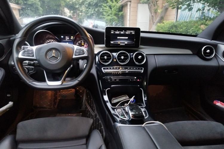 Used Mercedes-Benz C-Class 2016 C 200 Sport Edition Center Console