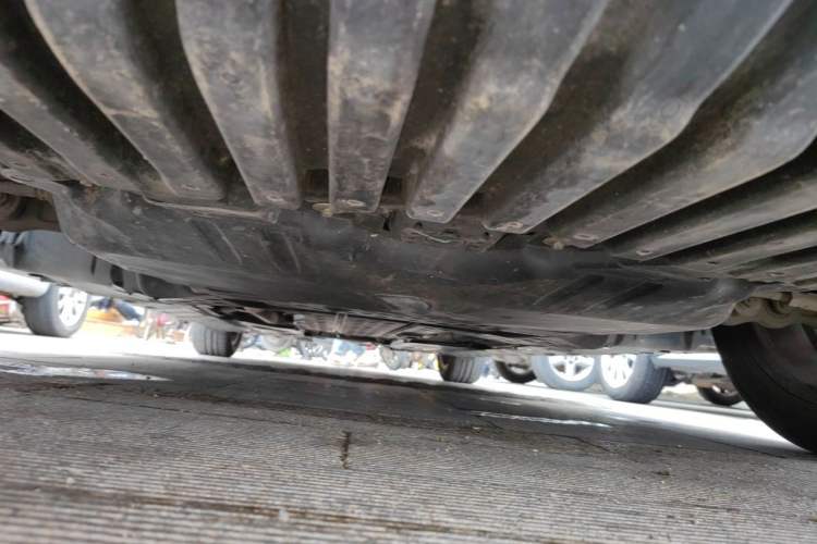 Used Mercedes-Benz C-Class 2016 C 200 L Chassis Front