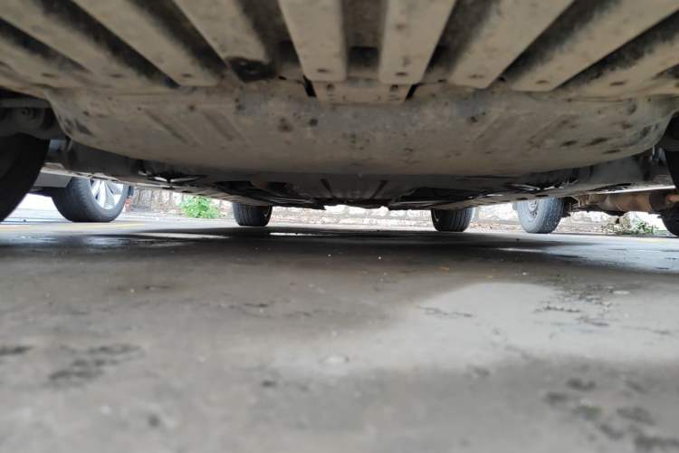 Used Mercedes-Benz C-Class 2016 C 200 L Sport Edition Chassis Front