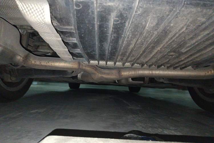 Used Mercedes-Benz C-Class 2016 C 200 L Sport Edition Chassis Front
