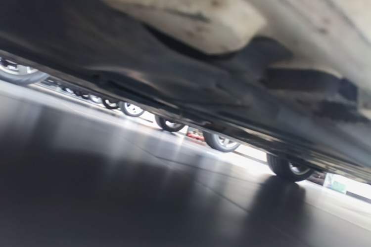 Used Mercedes-Benz C-Class 2016 C 180 L Sport Edition Chassis Front Left