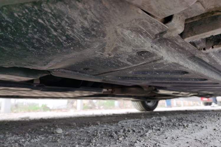 Used Mercedes-Benz C-Class 2016 C 200 L Sport Edition Chassis Front Left