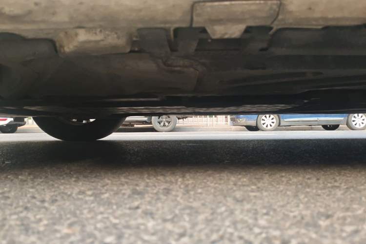 Used Mercedes-Benz C-Class 2016 C 200 Sport Edition Chassis Front Left