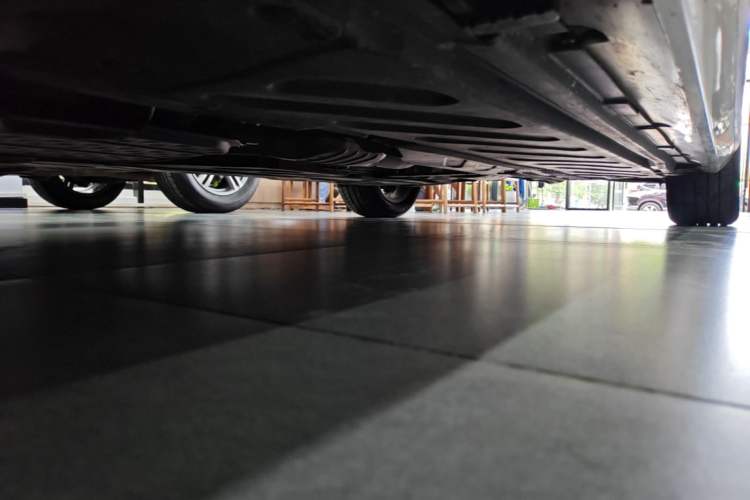 Used Mercedes-Benz C-Class 2016 C 180 L Sport Edition Chassis Front Left