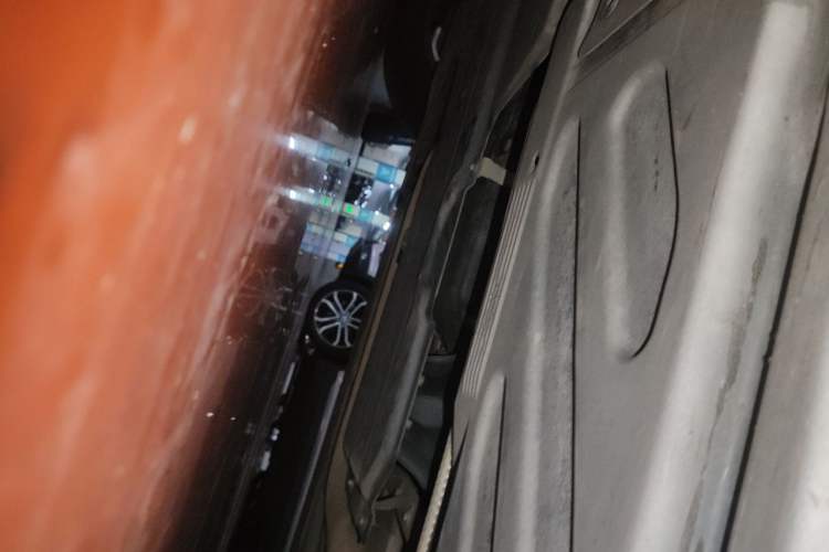 Used Mercedes-Benz C-Class 2016 C 200 L Sport Edition Chassis Front Left
