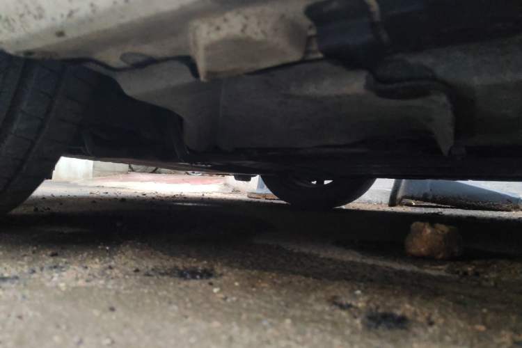 Used Mercedes-Benz C-Class 2016 C 200 Sport Edition Chassis Front Left