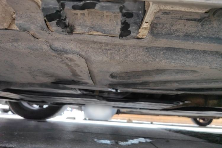 Used Mercedes-Benz C-Class 2016 C 200 L Chassis Front Left