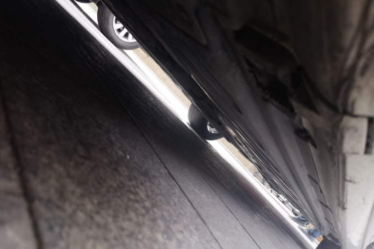Used Mercedes-Benz C-Class 2016 C 200 L Sport Edition Chassis Front Left