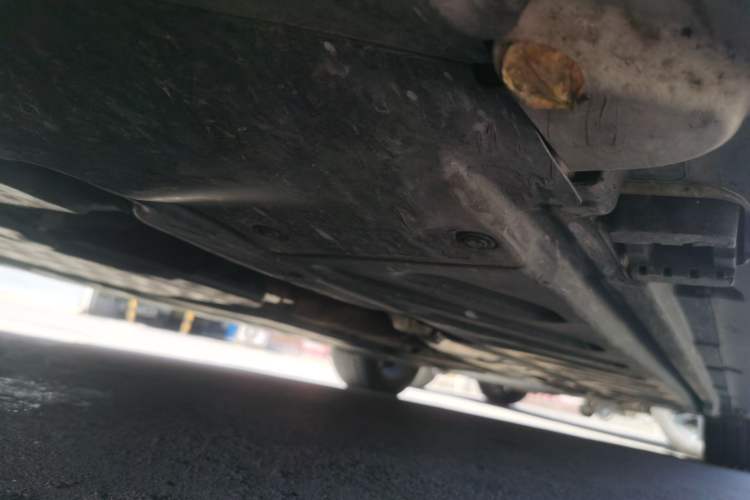 Used Mercedes-Benz C-Class 2016 C 200 L Sport Edition Chassis Front Left