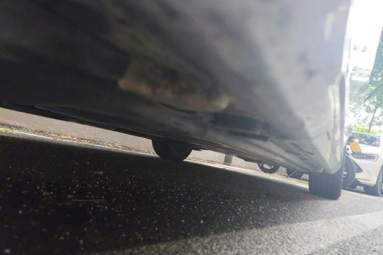 Used Mercedes-Benz C-Class 2016 C 200 Sport Edition Chassis Front Left