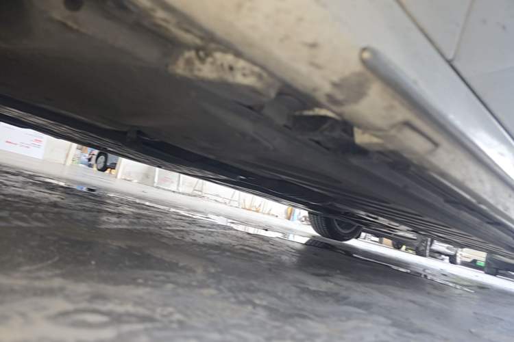 Used Mercedes-Benz C-Class 2016 C 200 L Sport Edition Chassis Front Left