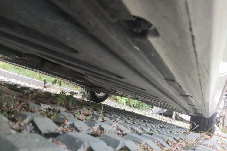 Used Mercedes-Benz C-Class 2016 C 180 L Sport Edition Chassis Front Left