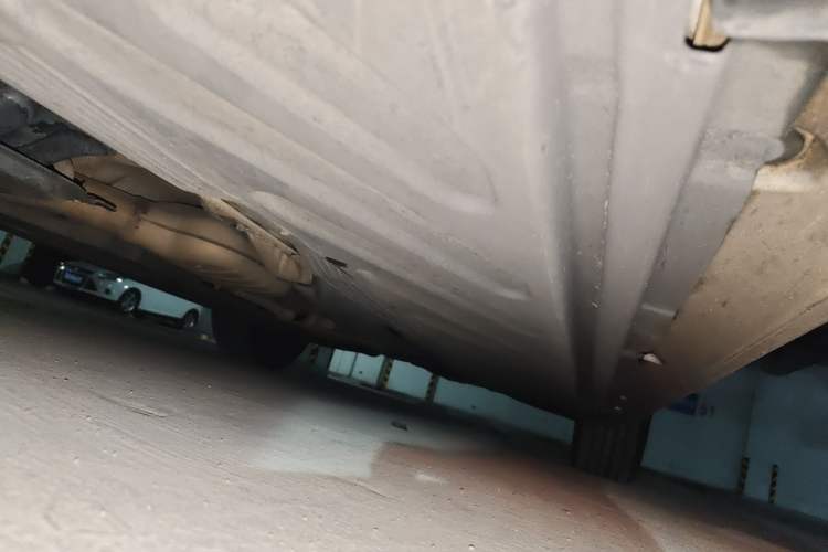Used Mercedes-Benz C-Class 2016 C 200 L Sport Edition Chassis Front Left