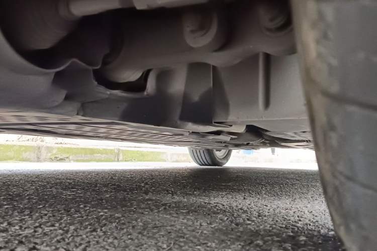 Used Mercedes-Benz C-Class 2016 C 200 L Sport Edition Chassis Front Left