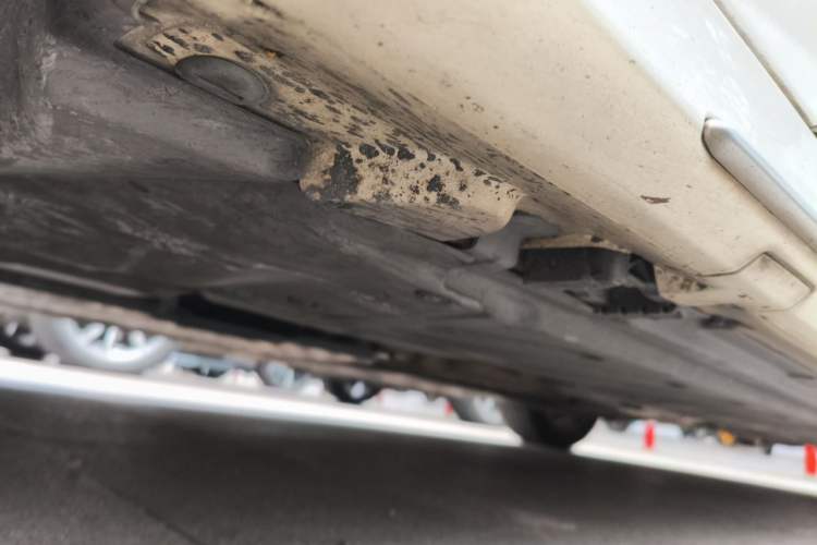 Used Mercedes-Benz C-Class 2016 C 200 L Sport Edition Chassis Front Left
