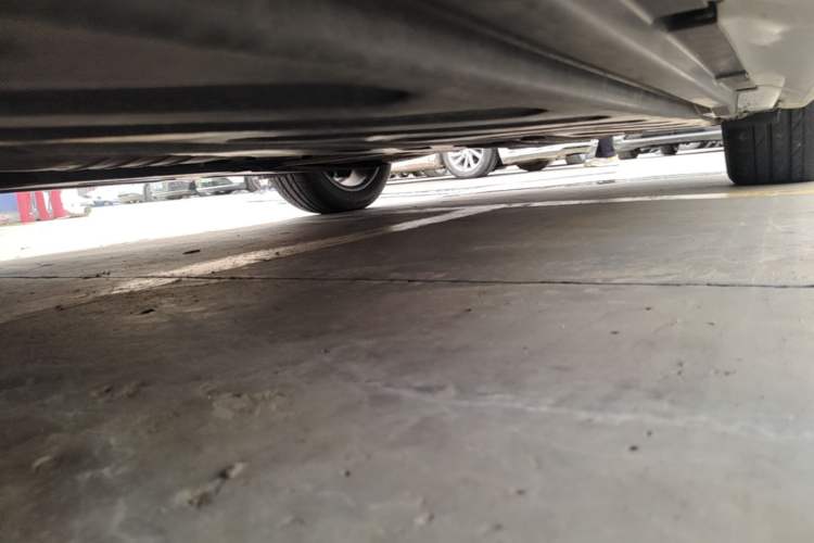 Used Mercedes-Benz C-Class 2016 C 200 Sport Edition Chassis Front Left