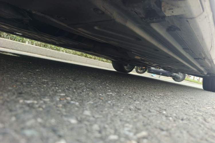 Used Mercedes-Benz C-Class 2016 C 200 L 4MATIC Sport Edition Chassis Front Left