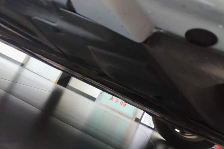 Used Mercedes-Benz C-Class 2016 C 180 L Sport Edition Chassis Front Right