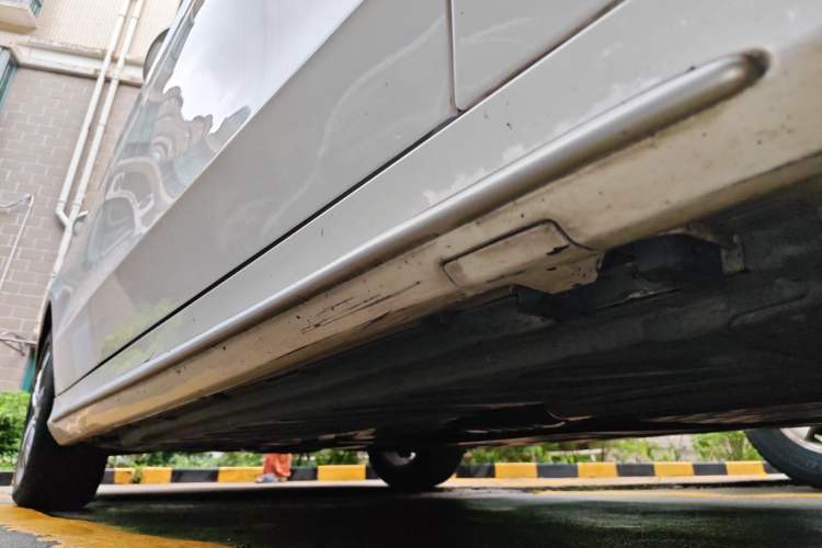 Used Mercedes-Benz C-Class 2016 C 200 L Sport Edition Chassis Front Right