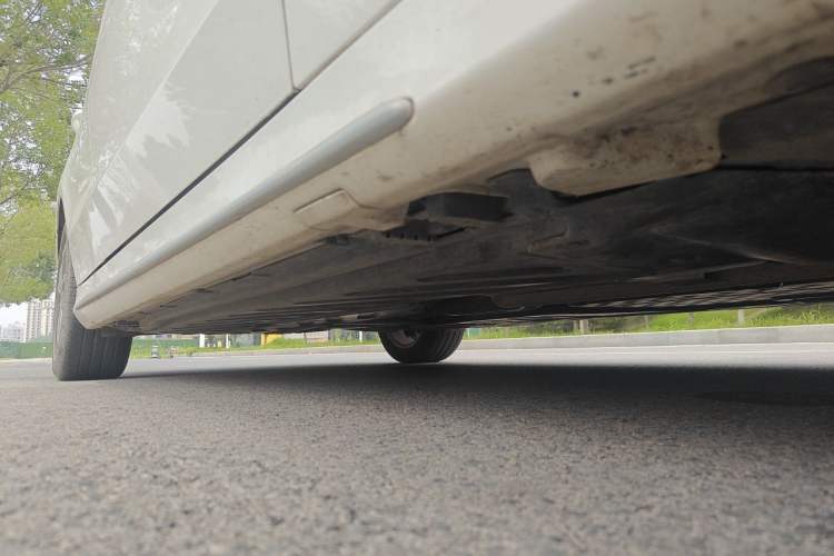 Used Mercedes-Benz C-Class 2016 C 200 L Sport Edition Chassis Front Right