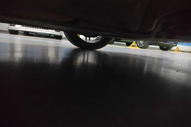 Used Mercedes-Benz C-Class 2016 C 180 L Sport Edition Chassis Front Right
