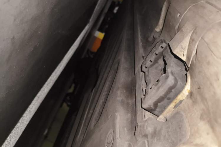 Used Mercedes-Benz C-Class 2016 C 200 Sport Edition Chassis Front Right