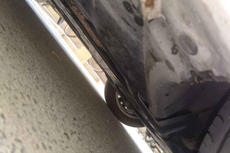 Used Mercedes-Benz C-Class 2016 C 200 L Sport Edition Chassis Front Right