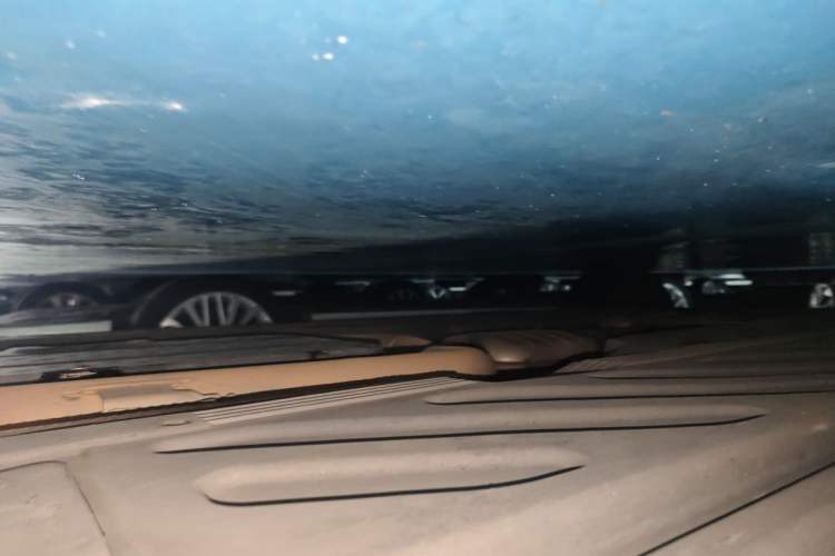 Used Mercedes-Benz C-Class 2016 C 200 L Sport Edition Chassis Front Right