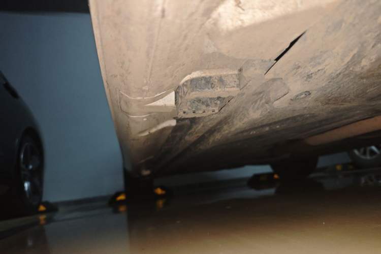 Used Mercedes-Benz C-Class 2016 C 200 Sport Edition Chassis Front Right