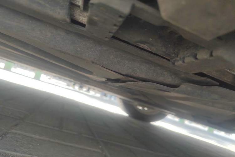 Used Mercedes-Benz C-Class 2016 C 180 L Sport Edition Chassis Front Right