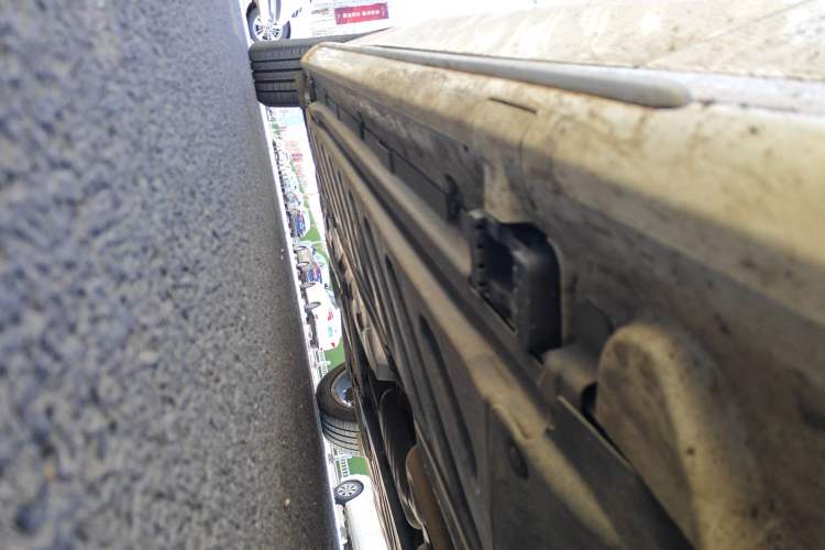 Used Mercedes-Benz C-Class 2016 C 200 L Chassis Front Right