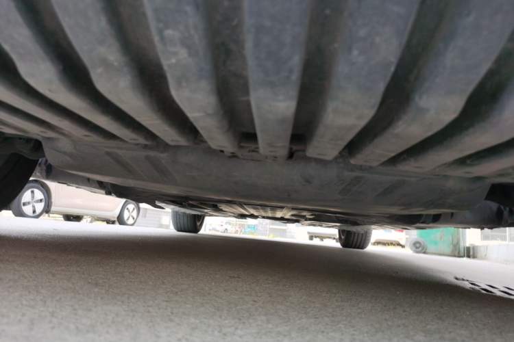 Used Mercedes-Benz C-Class 2016 C 200 L Chassis Front
