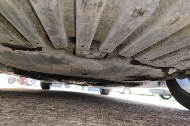 Used Mercedes-Benz C-Class 2016 C 180 L Sport Edition Chassis Front