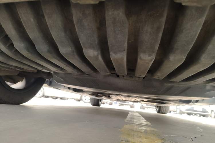 Used Mercedes-Benz C-Class 2016 C 200 Sport Edition Chassis Front