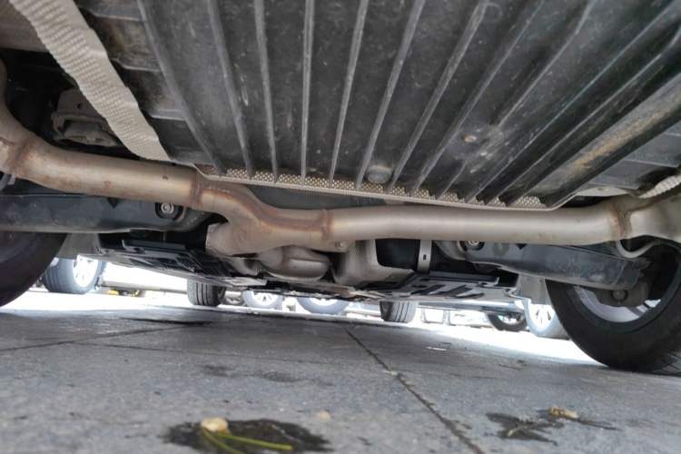 Used Mercedes-Benz C-Class 2016 C 200 L Chassis Rear