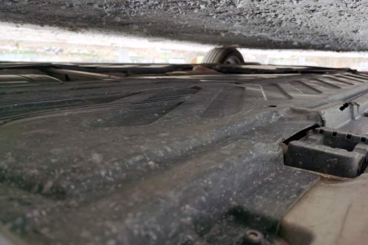 Used Mercedes-Benz C-Class 2016 C 200 L Sport Edition Chassis Rear Left