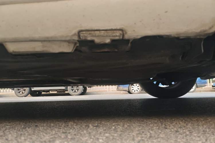 Used Mercedes-Benz C-Class 2016 C 200 Sport Edition Chassis Rear Left