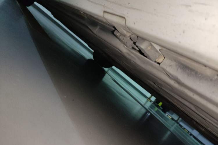 Used Mercedes-Benz C-Class 2016 C 200 L Sport Edition Chassis Rear Left